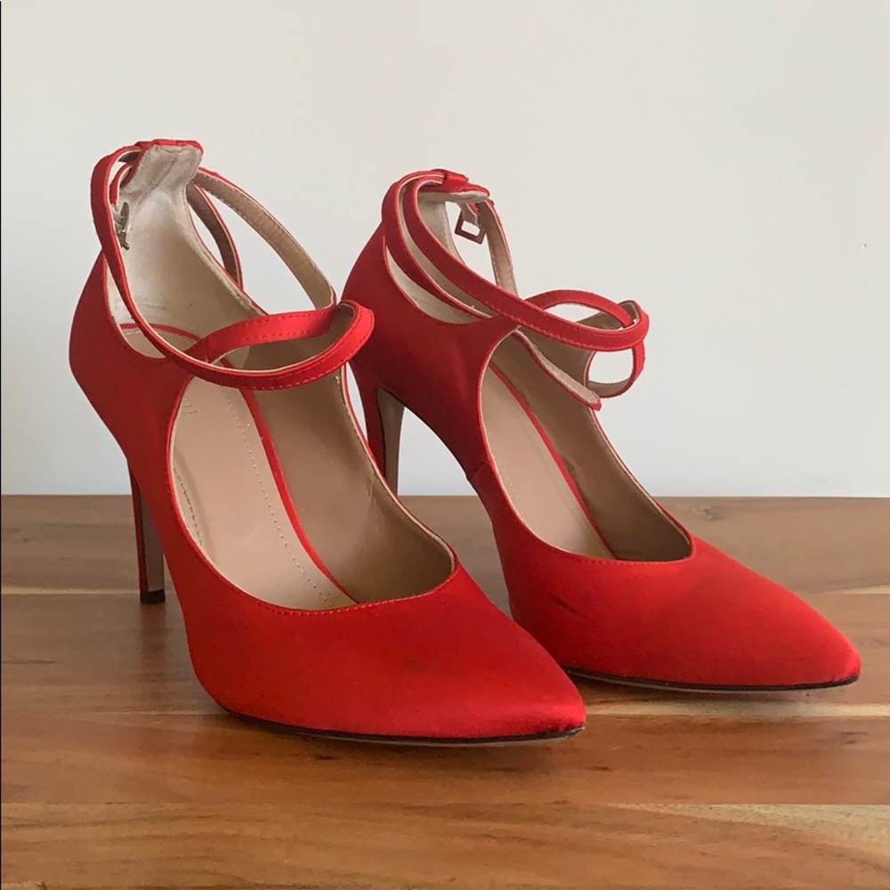 Statement Red Pointed Heels - image 1